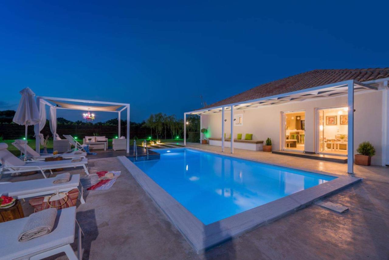 Madini Luxury Villa With Private Heated Pool Vanato Extérieur photo